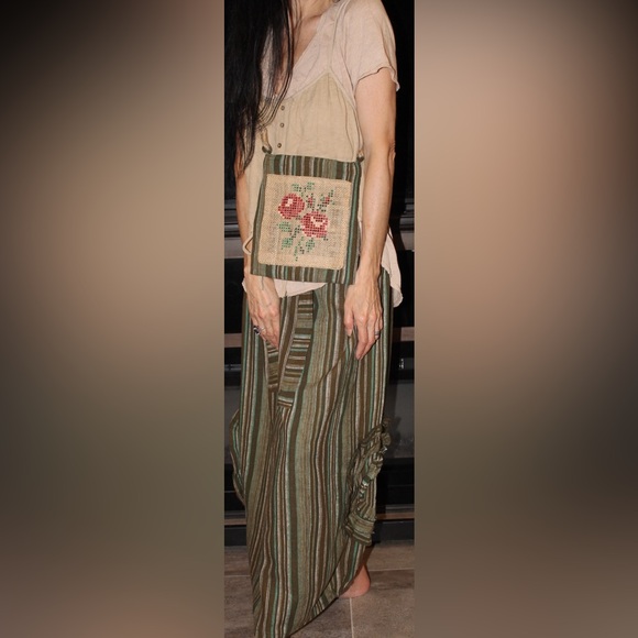 “Wearable art” skirt - Picture 5 of 16